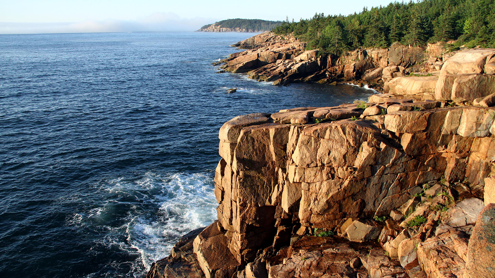 Ocean drive in Acadia National Park. Credit: Dobbs Production and Bar Harbor Chamber of Commerce